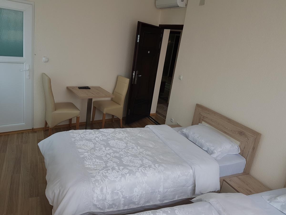 Bolero Hotel Ferizaj Eksteriør bilde