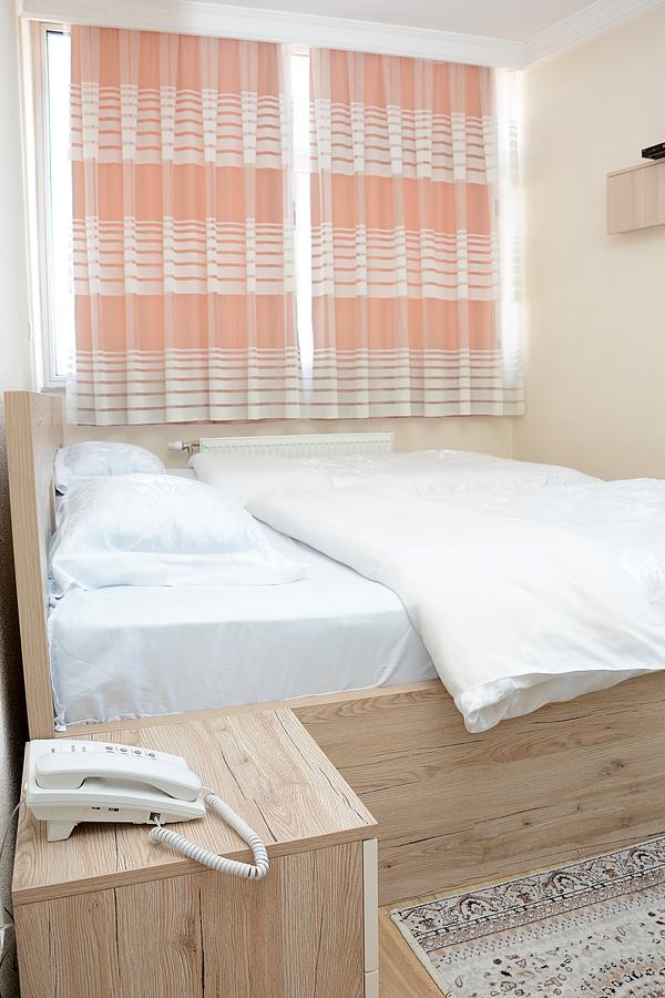 Bolero Hotel Ferizaj Eksteriør bilde