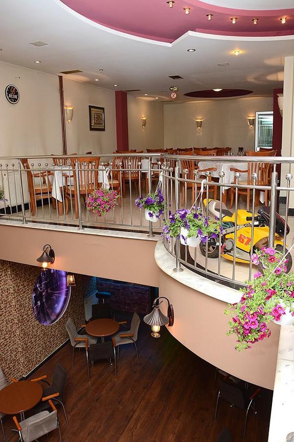 Bolero Hotel Ferizaj Eksteriør bilde