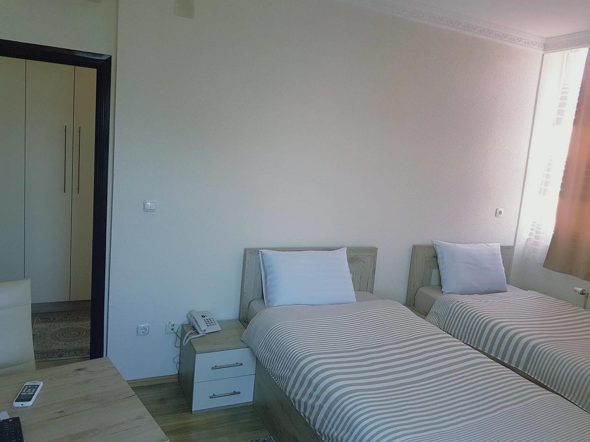 Bolero Hotel Ferizaj Eksteriør bilde