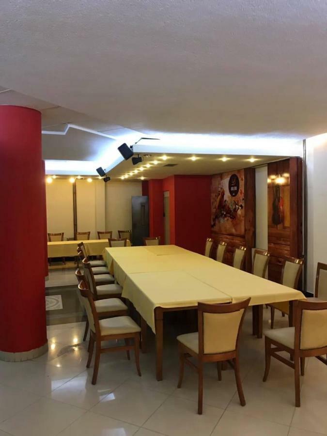 Bolero Hotel Ferizaj Eksteriør bilde